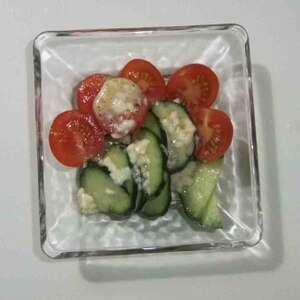 トマト野菜サラダ✧˖°甘酒ドレッシング